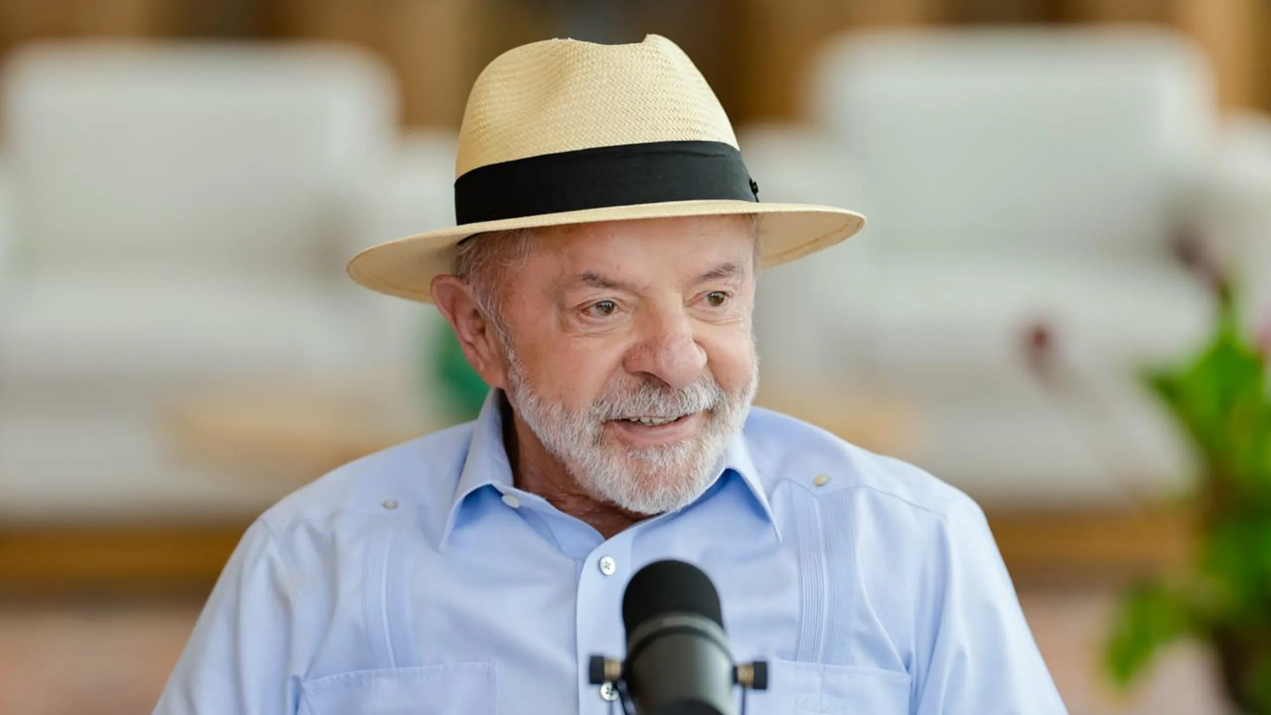 Presidente Lula em encontro com empresários e banqueiros em São Paulo durante campanha eleitoral de 2022