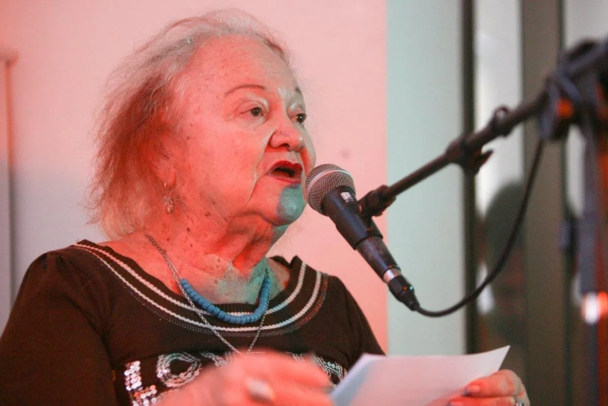 Retrato da pianista Ivone Pacheco, fundadora do clube de jazz Take Five em Porto Alegre, falecida aos 94 anos
