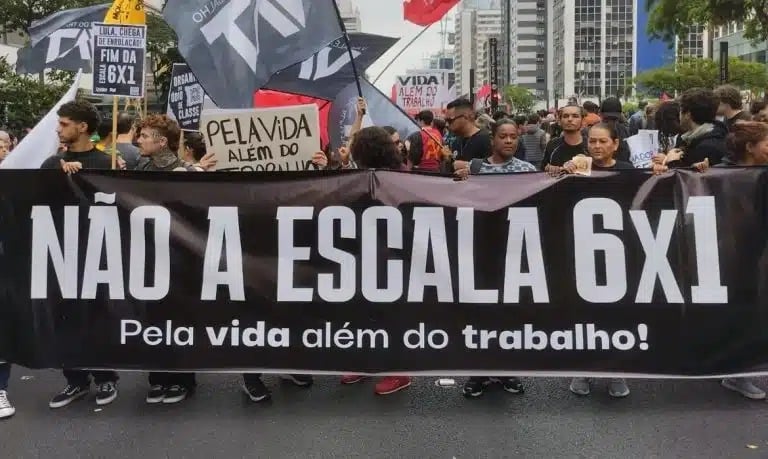 Plenário do Senado Federal durante votação da PEC que extingue a escala 6×1 e reduz a jornada semanal máxima para 40 horas no Brasil