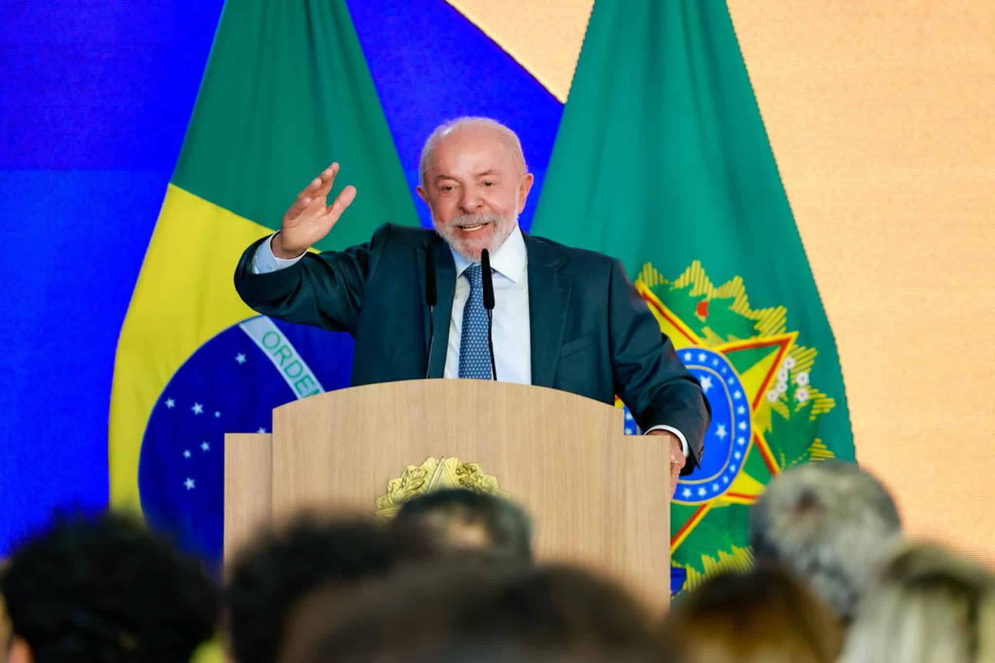 Presidente Lula em entrevista para a TV Globo conduzida pela jornalista Renata Lo Prete, em sabatina transmitida ao vivo dias antes do segundo turno das eleições presidenciais de 2026